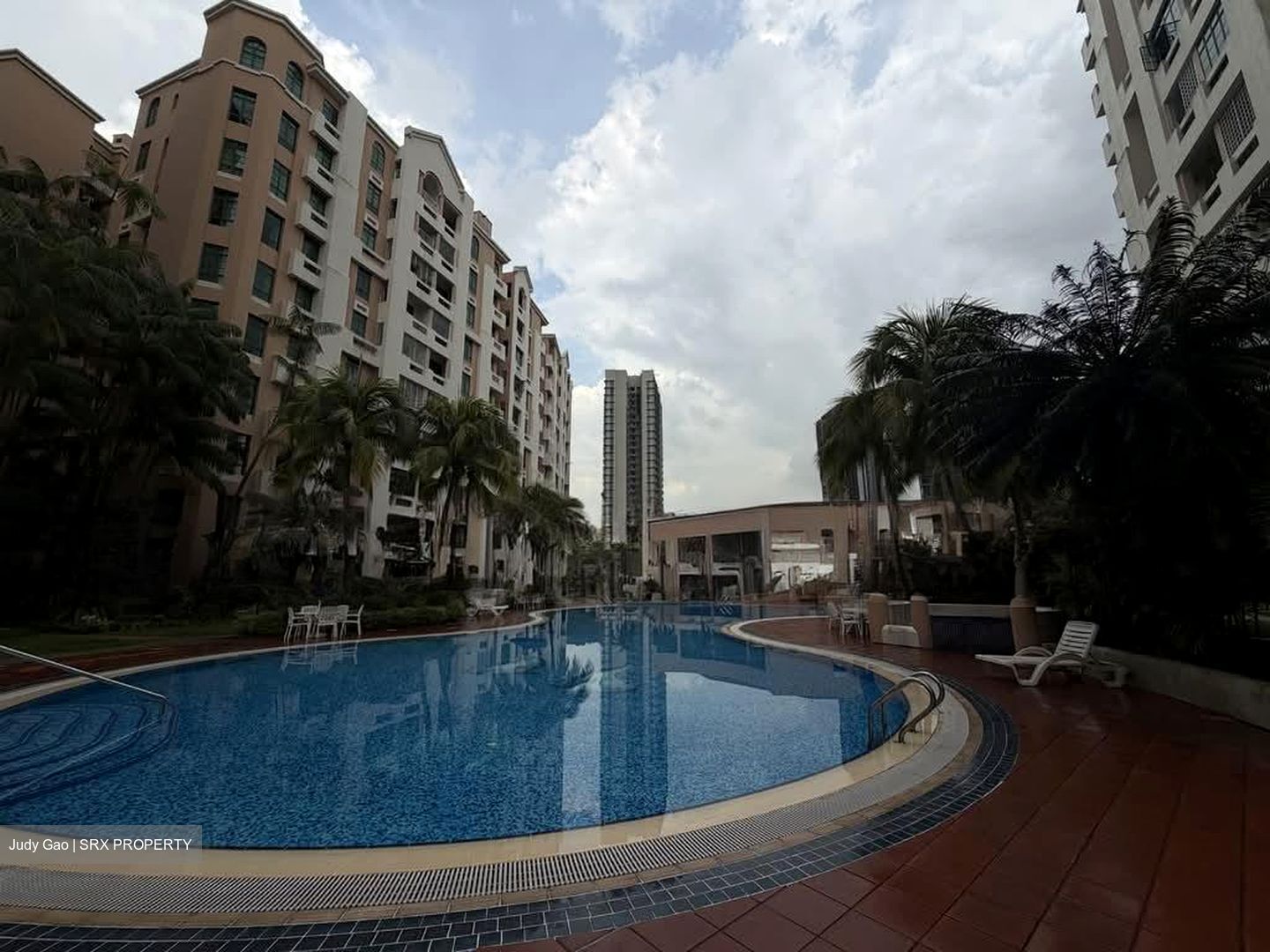Hillview Heights (D23), Condominium #556063361